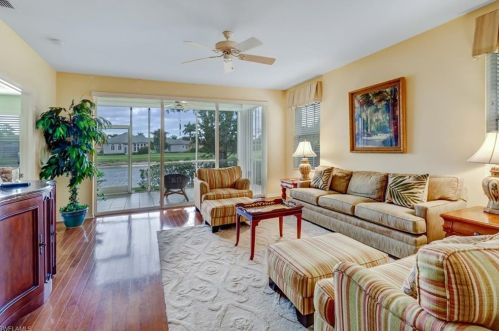 5963 Sand Wedge Ln, Naples, FL 34110-3301