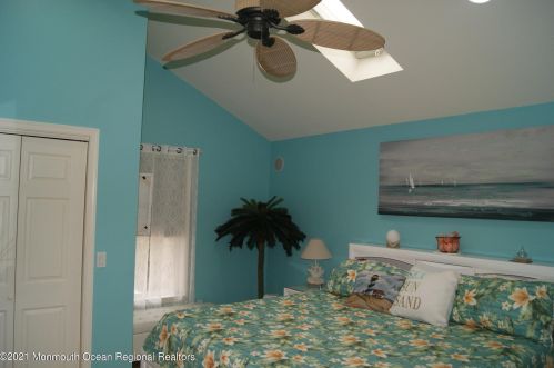 15 Van Ness Dr, Bricktown NJ  08723-5730 exterior