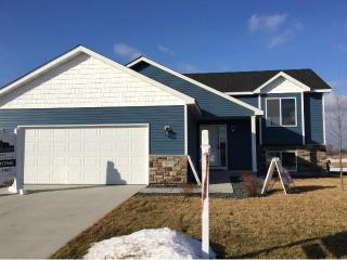 3079 212th St, Farmington, MN 55024-9762