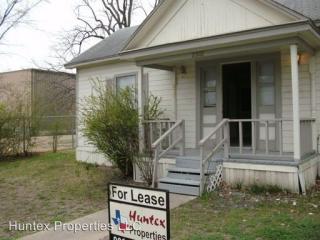 2202 Stuart St, Greenville TX  75401-3562 exterior