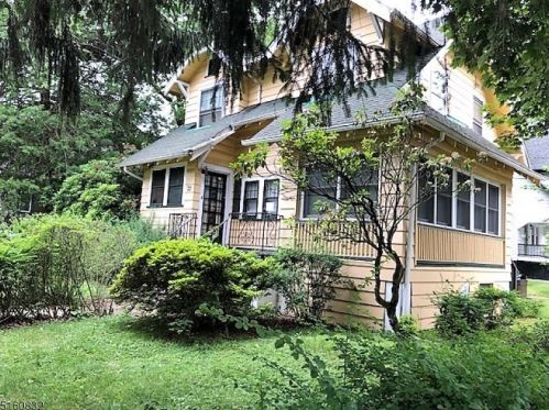 31 Morse Ave, East Orange, NJ 07017-2115