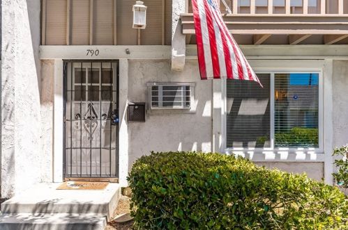 790 Micmac Dr, Placentia CA  92870-1622 exterior