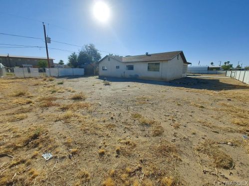 1892 Hualapai Dr, Bullhead City AZ  86442-5435 exterior