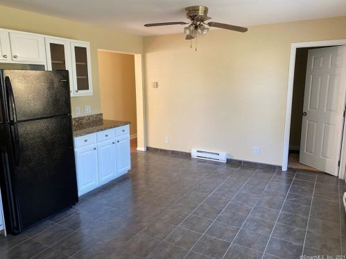 27 Thomas St, New Britain CT  06051-2823 exterior