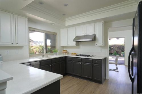 757 Rocking Horse Rd, Vista CA  92081-6740 exterior