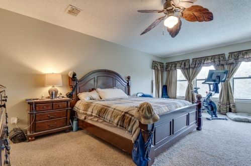 2821 Custer Dr, Denton TX  76210-6449 exterior