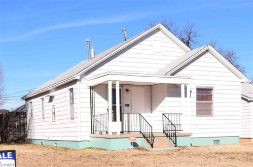 1617 Taylor Ave, Lawton, OK 73507-3876