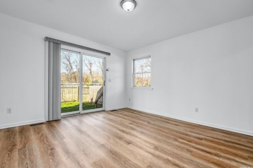 7 Georgia St, Elwood NY  11731-2230 exterior