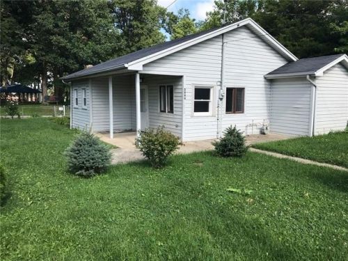 2800 Fairview St, Anderson IN  46016-5055 exterior