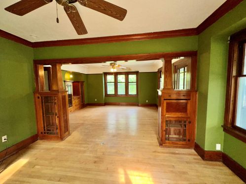 202 Brown Deer Rd, Milwaukee, WI 53217-2313