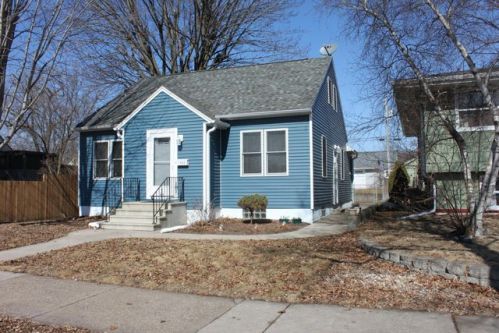 2111 Mississippi St, La Crosse, WI 54601-5074