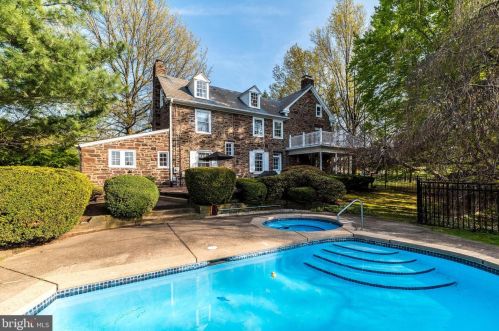 2003 Berks Rd, Lansdale, PA 19446-5901