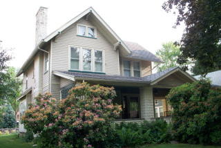 337 Southern Ave, Bucyrus, OH 44820-3223