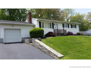 41 Oriole Ln, Milford, CT 06460-6764