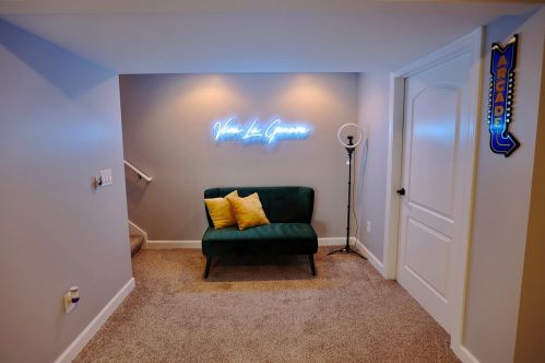 724 Joshua Ln, Lake Geneva WI  53147-4746 exterior