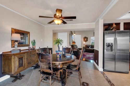 10121 Paseo Palmas Dr, Lakeside CA  92040-2342 exterior