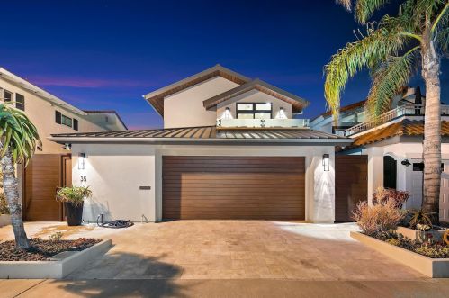 35 Sandpiper Strand, San Diego, CA 92118-3211