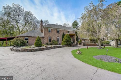 1135 Romsey Dr, Blue Bell, PA 19422-2451