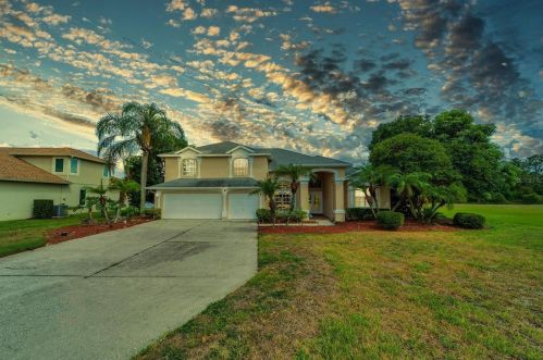 10285 Cove Lake Dr, Orlando, FL 32836-3757