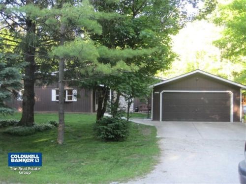 13717 Pine Ridge Rd, Mishicot, WI 54228-9735