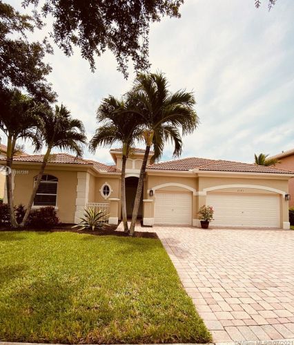 2181 129th Ave, Hollywood, FL 33027-2653
