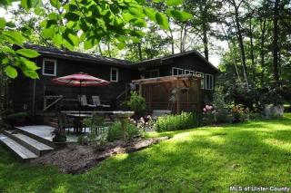 39 Mary Lou Ln, Shokan, NY 12481-5108