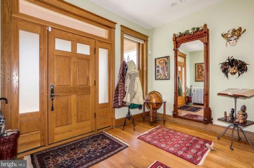 1411 Longfellow St, Washington, DC 20011-6819