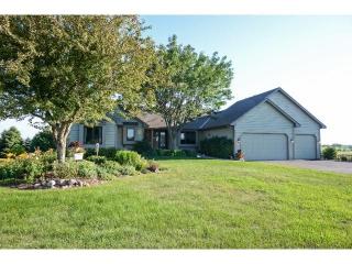 6971 230th St, Lakeville, MN 55044-8281