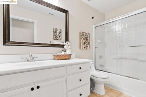 3889 Oak Grove Ct, Oakley CA  94561-4218 exterior