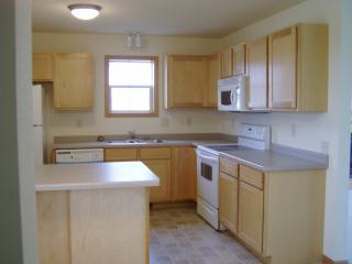 606 Meadow View Rd, Mount Horeb WI  53572-3392 exterior