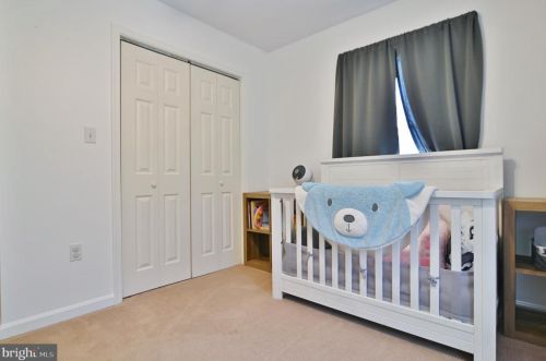 23 Bobby Ln, Edinburg VA  22824-2552 exterior