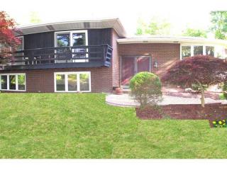 7 Plum Crest Dr, Pittsburgh, PA 15239-1503