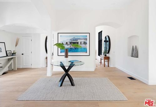 3170 Santa Maria Rd, Topanga CA  90290-4307 exterior