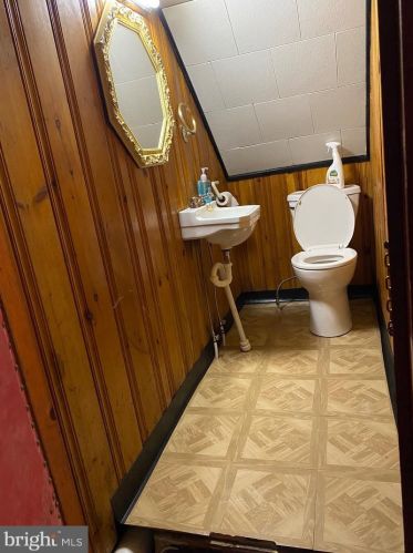 367 Raritan St, Camden NJ  08105-2037 exterior