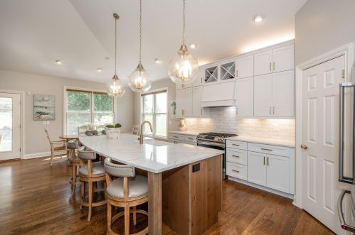 917 Keeneland Green Dr, Hamilton KY  41091-8025 exterior