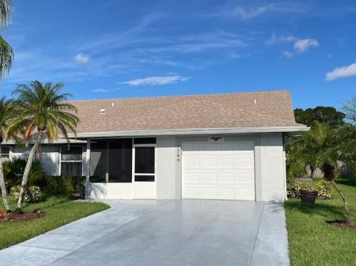 5260 Crystal Anne Dr, West Palm Beach, FL 33417-1256