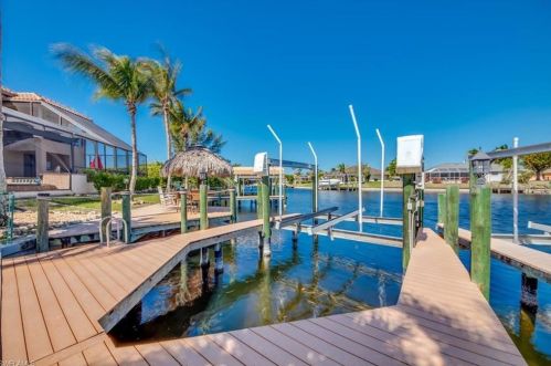 5416 22nd Pl, Cape Coral FL  33914-6836 exterior