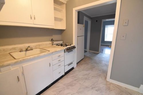 79 Main St, Port Jervis NY  12771-2111 exterior