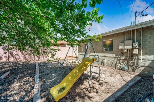 4150 18 Ave, Phoenix AZ 85015-3840 exterior