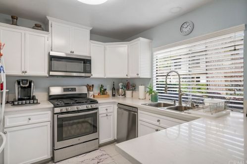 1742 Aspen Vlg Way, West Covina CA  91791-3104 exterior