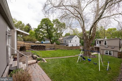 672 Manatawny St, Pottstown PA  19464-9407 exterior