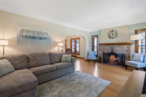 3213 42, Milwaukee WI 53216-3516 exterior