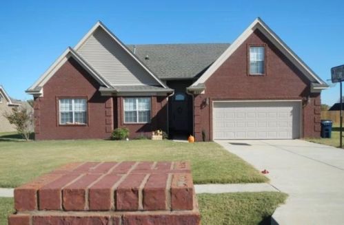 821 Boulevard Saint Germaine St, Marion, AR 72364-5018