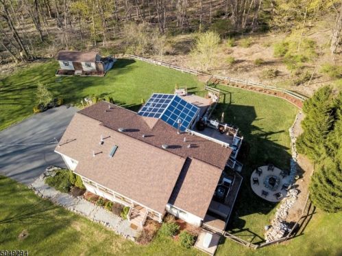 29 Edison Ave, Ogdensburg, NJ 07439-1244
