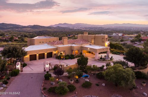 1295 Royal Rd, Nogales, AZ 85621-1524