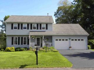 16 Ausable Frks, Albany, NY 12205-3700