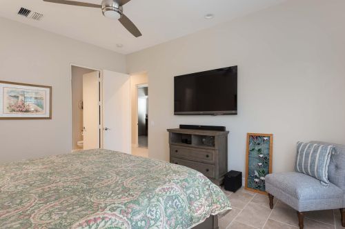 8 King Edward Ct, Rancho Mirage CA  92270-1621 exterior