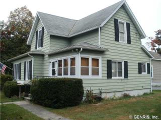 83 Hollister St, Dundee, NY 14837-1149