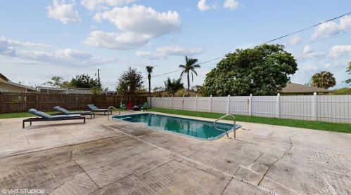 2901 46th St, Naples FL  34116-8245 exterior