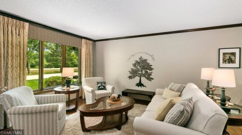 972 Rolling Greens Ln, Cedar Mills, MN 55350-3406